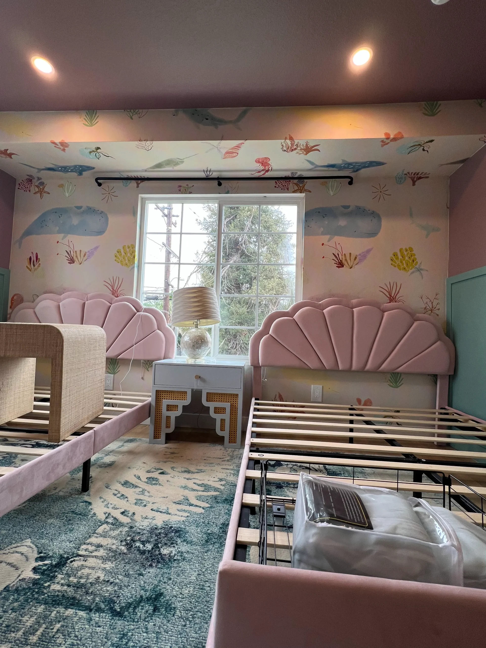 wallpaper installation services